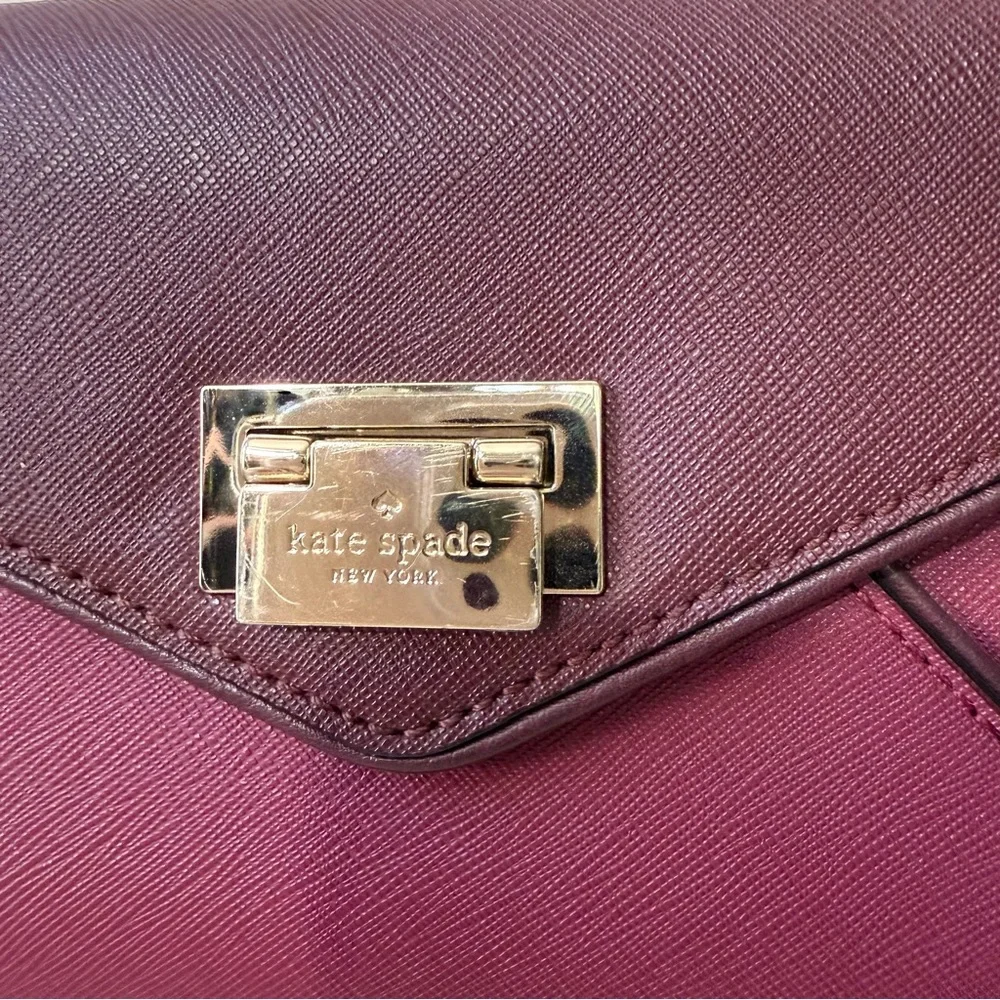 Kate Spade Crossbody Envelope Purse Burgundy Plumberry Removable Strap